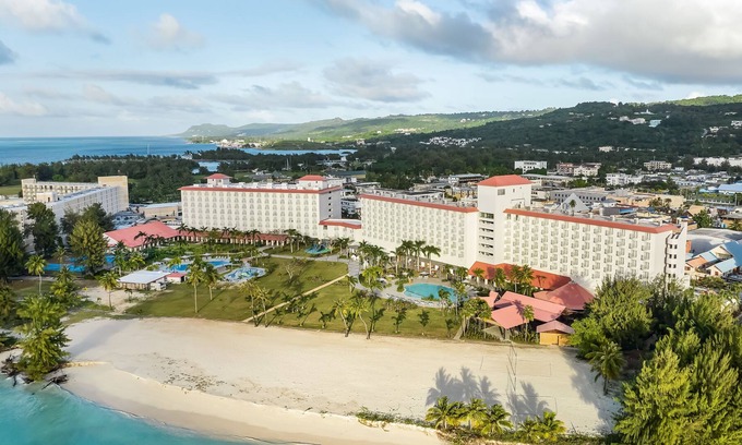 Garapan Hotel | Crowne Plaza Resort Saipan, an IHG Hotel