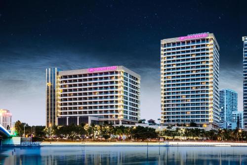Sanya Complejo | Crowne Plaza Sanya City Center by IHG
