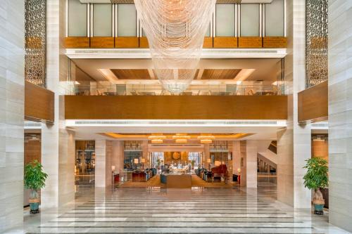 Longgang Hotel | Crowne Plaza Shenzhen Longgang City Centre by IHG