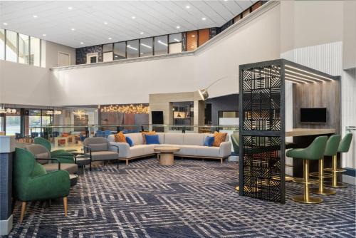 Northwest Hotel | Crowne Plaza Virginia Beach Town Center by IHG
