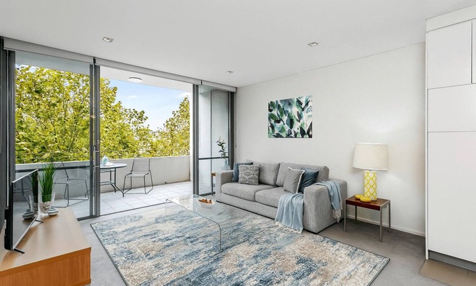 St. Leonards Apartamento | Crows Nest - CLA26 - Clarke Street - Stylish Crows Nest Apartment with Balcony Overlooking Park