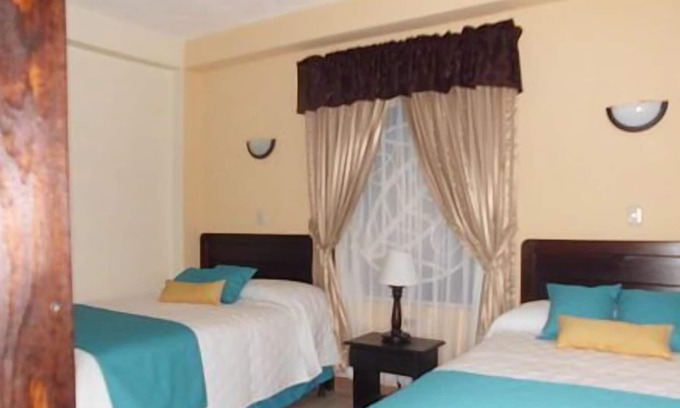 Chimaltenango Hotel | Crysol Center Hotel