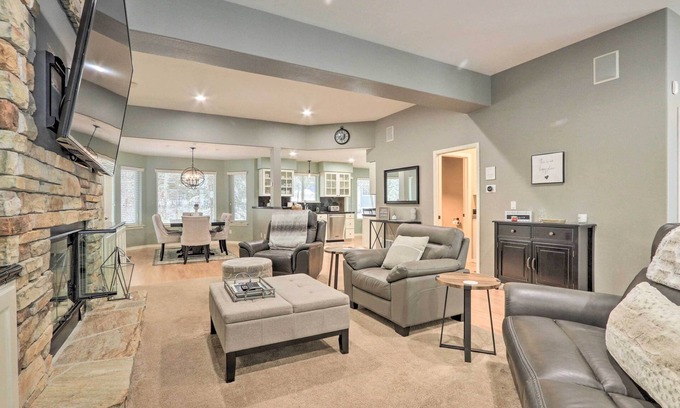 Post Falls Casa | Crystal Bay Home w/ Fireplace Near Ski Resorts