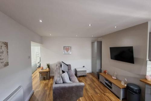 Hepworth Casa | Crystal Cottage - 5 min walk from Holmfirth Town Centre