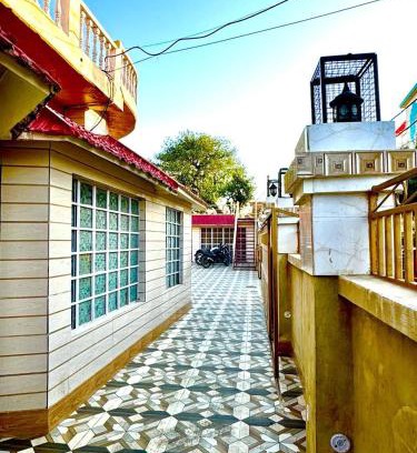 Faizabad Casa | Crystal Cottage