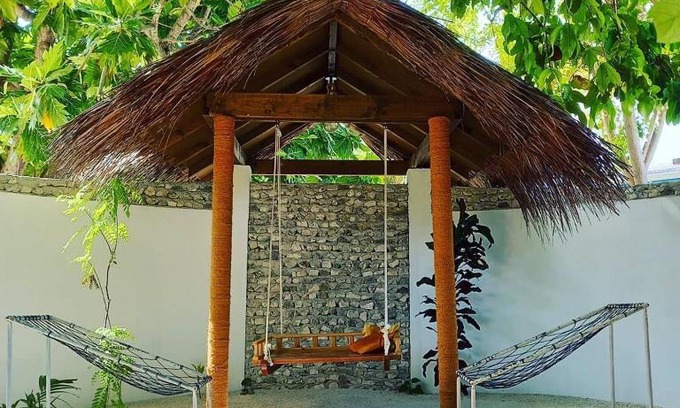 Dhiffushi Casa | Crystal Dhiffushi