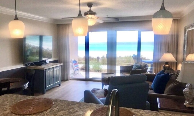 Crystal Beach Condominio | CRYSTAL SANDS 115A OPEN + Cancelación AUG 10-24 en la playa + BCH SVC