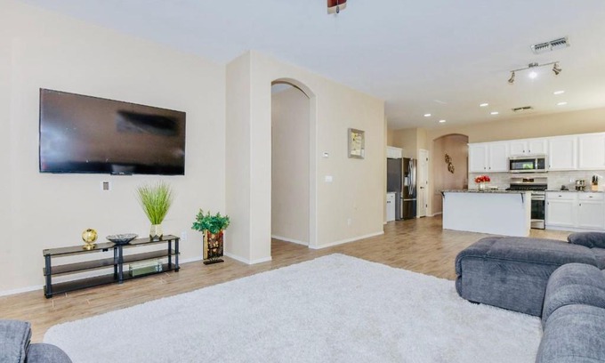 Coldwater Springs Casa | Crystal Suite