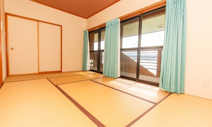 Oishi Cabaña | Cshaped cottage for 8 people View of Mt Fuji a / Minamitsuru-gun Yamanashi