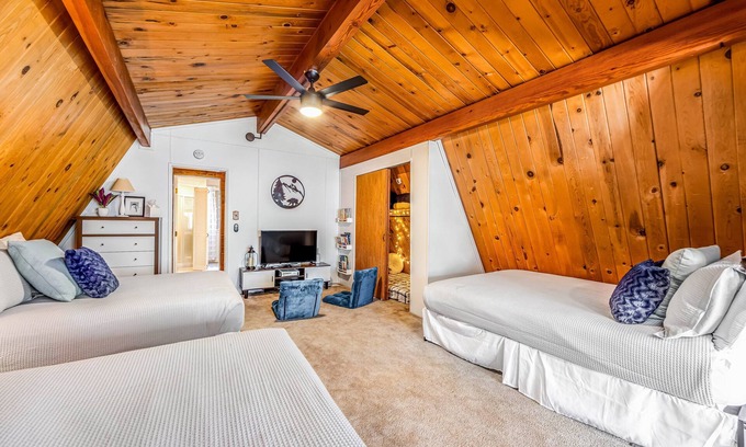 Sanger Cabina | Cub Cabin #471