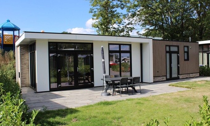 Lathum Casa | Cube Comfort Deluxe 2 to 4 people