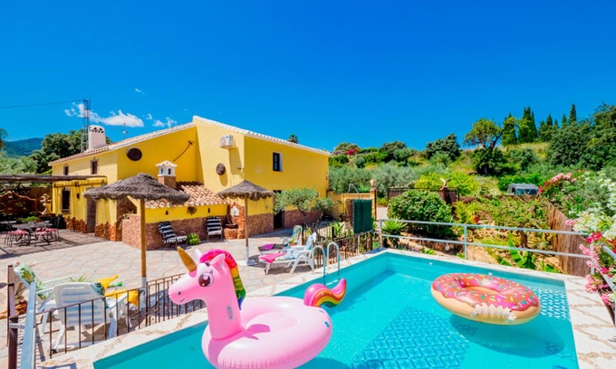 Alhaurín de la Torre Cabaña | Cubo's Casa Rural El Cortijillo de las Barrancas / wifi gratis / AA / piscina privada