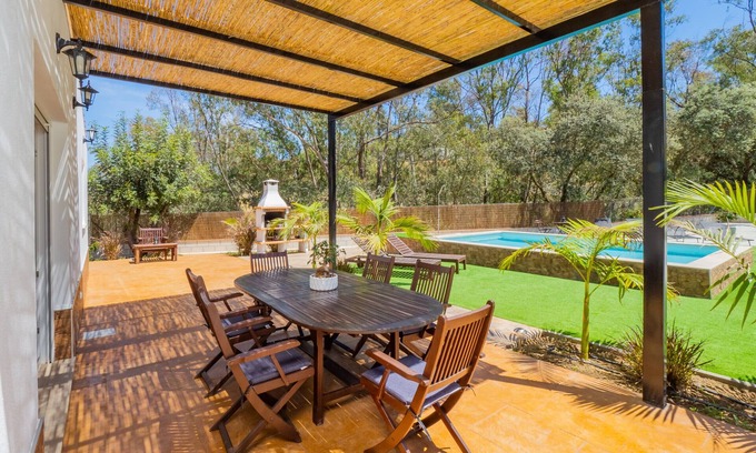 Alhaurín el Grande Cabaña | Cubo's Casa Rural Finca Armonia / piscina privada / aire acondicionado / fibra óptica / wifi gratis