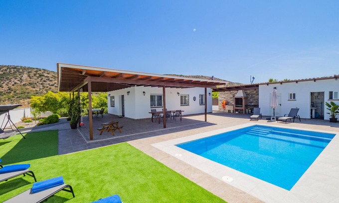 Alhaurín el Grande Cabaña | Cubo's Casa Rural Marifran / Piscina privada / Aire acondicionado