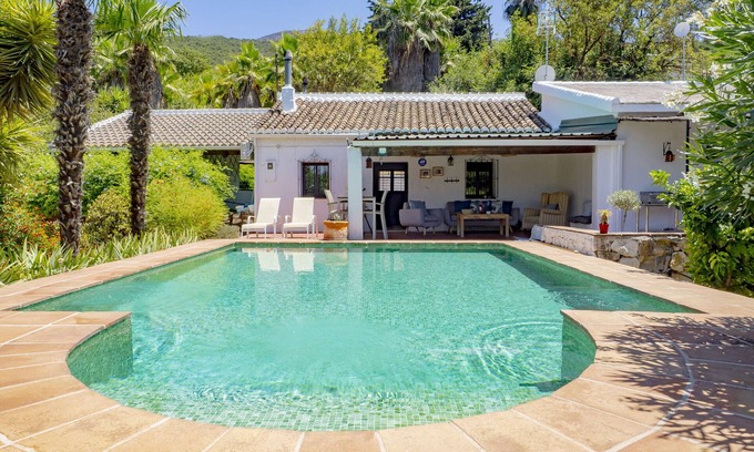 Alhaurín el Grande Cabaña | Cubo's Casa Rural El Refugio / wifi gratis / piscina privada