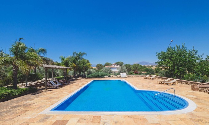 Alhaurín el Grande Cabaña | Cubo's Finca Los Magnolios / piscina privada / wifi gratis