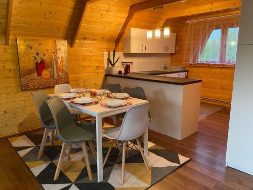 Roznow Casa | Cudowny Świat