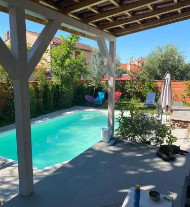 Cugnaux Casa | CUGNAUX Toulouse Metropole OUEST Chambre Privée de Luxe - SDB WC privée Terrasse Piscine Aqua Bike