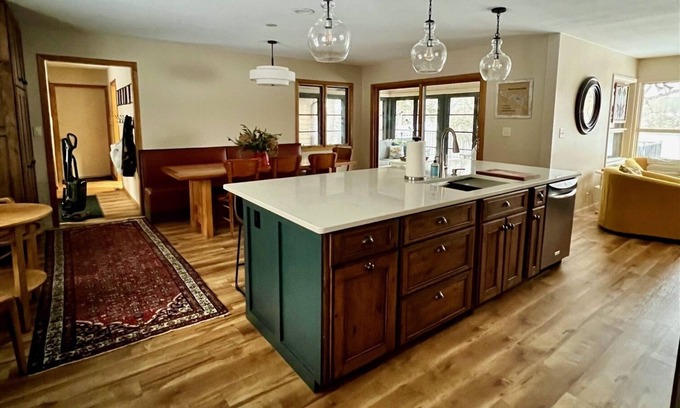 Cumberland Casa | Cumberland Lake House FUN! Come and enjoy all the lake has to offer year round!