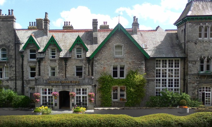 Grange-over-Sands Hotel | Cumbria Grand Hotel