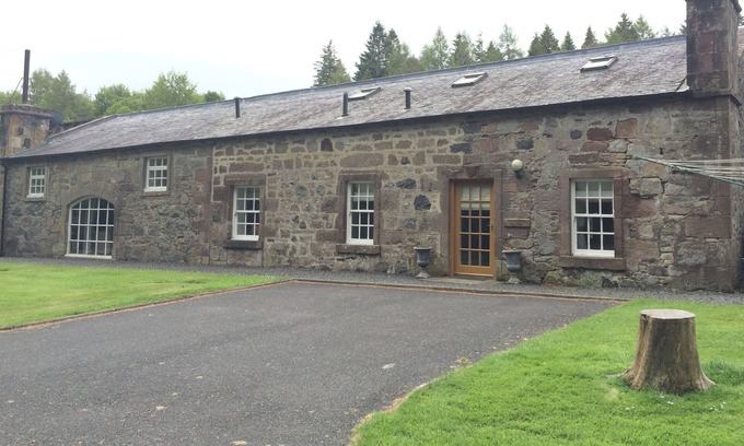 Maybole Cabaña | Cunninghame Cottage - Cabaña familiar en la hermosa finca de Blairquhan