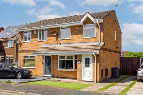 Thornton-Cleveleys Casa | Curlew Stays - Semi Detached Home - Pet Friendly