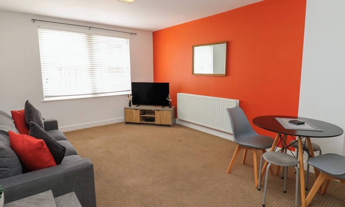 Stainburn Cabaña | CURWEN APARTMENT, family friendly in Workington