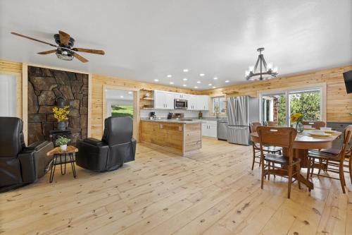 Custer Casa | Custer Serene