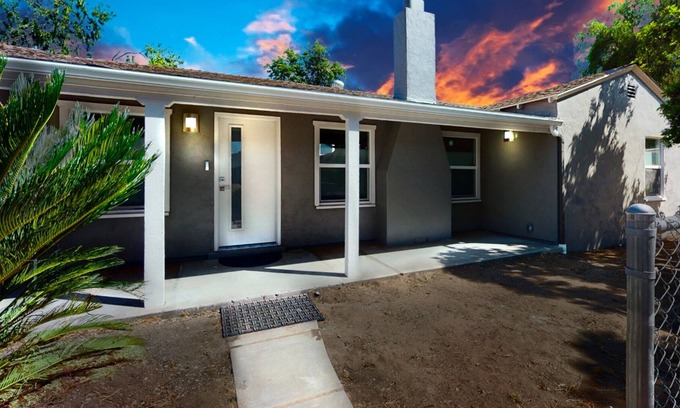 Ramona Casa | Custom Getaway in Ramona