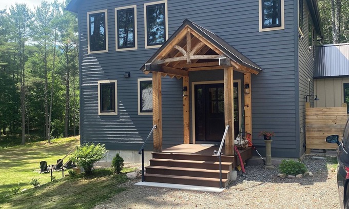 Wilmington Casa | Custom home in the mountains, minutes to all Wilmington has to offer!