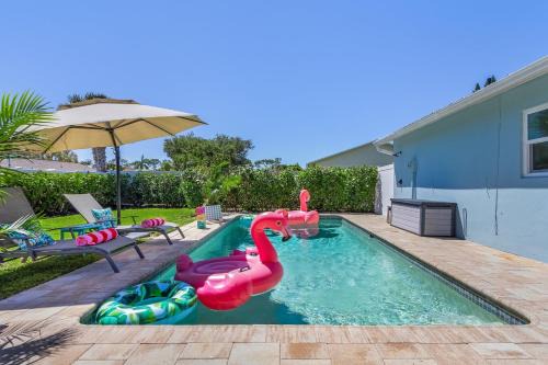 Central Naples Casa | Custom Naples Pool Oasis 3BDR