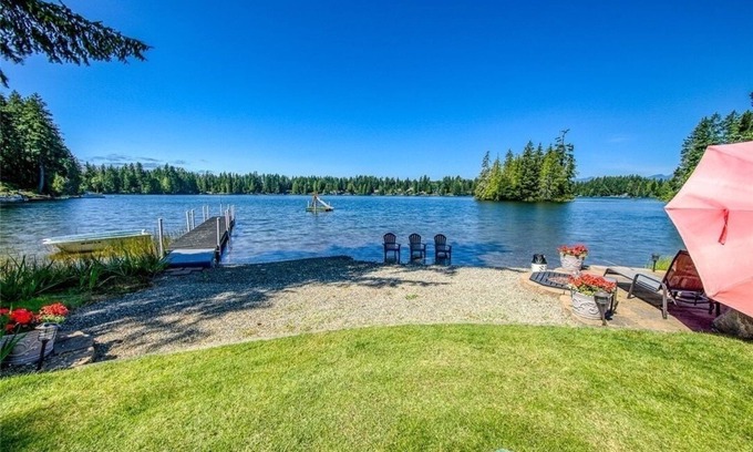 West Hills Casa | Custom, Spacious Lake-Front Log Cabin Estate: Hot Tub Shuffleboard & Pool Table
