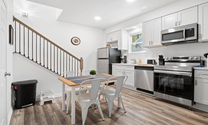 North Charlotte Casa | Cute 1 Bedroom | Close Popular NoDa