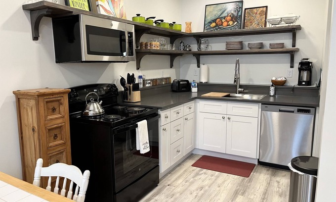 Creswell Casa | Cute 1 bedroom "Ohana" 10 miles from Eugene