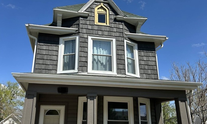 Midtown Casa | Cute 3bed/2bath house near downtown Omaha