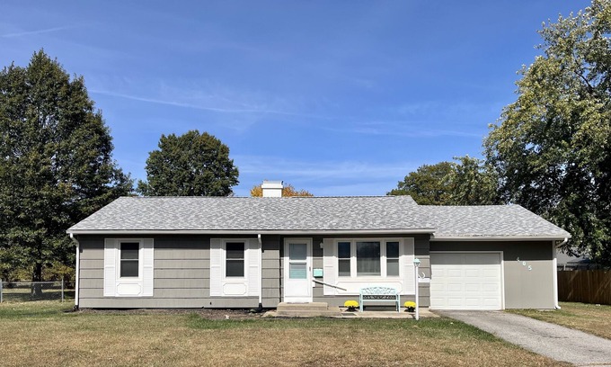 Marshall Casa | Cute and cozy three-bedroom home central to Missouri Valley College and shopping