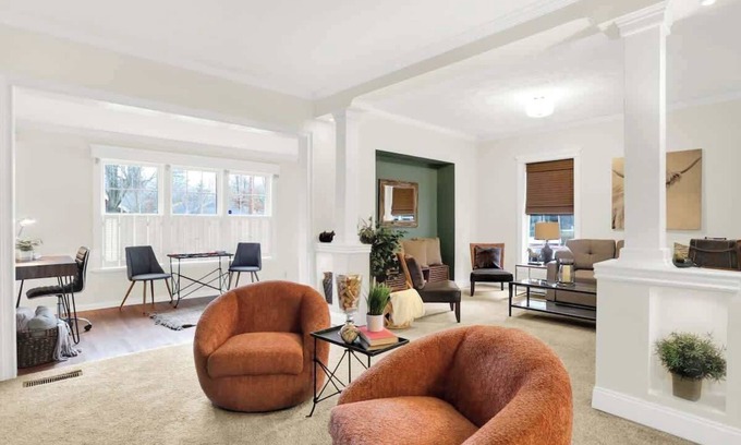 Meridian-Kessler Casa | Cute and Quaint on Carrollton