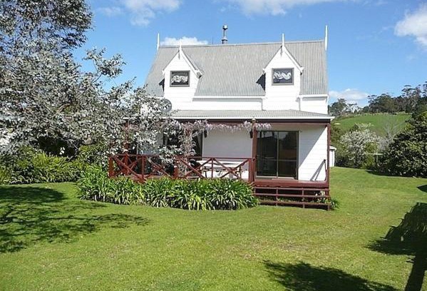 Cooks Beach Casa | Cute Cottage - Cooks Beach Bach