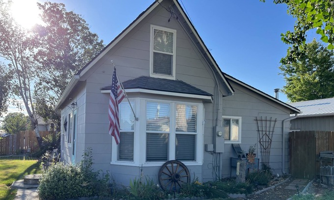 Canyon County Cabaña | Cute Cottage in Middleton