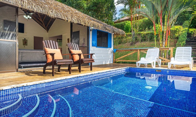 Ojochal Casa | Cute. Cozy. Private. Pool. Ojochal.