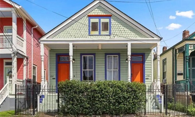 Faubourg Livaudais Casa | Cute Duplex in Central City