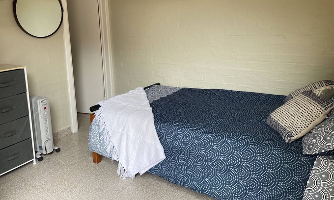 Doubleview Cama Y Desayuno | Cute granny flat by the sea side