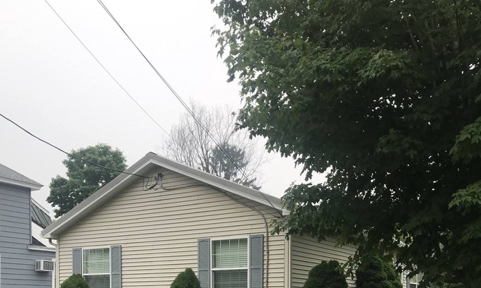 Alexandria Bay Casa | Cute little 3 bedroom house close to Downtown Alex Bay