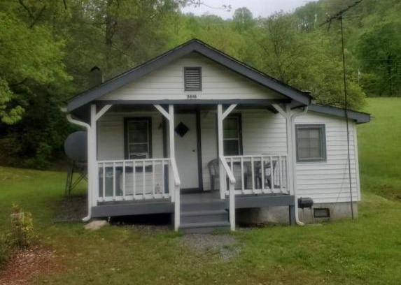 Topton Apartamento | Cute Little Cabin (Near the Nantahala River)