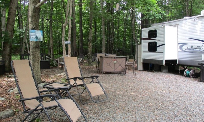 Gouldsboro Casa | CUTE RV Camper PET friendly with POOL LAKE Firepit and many more amenities