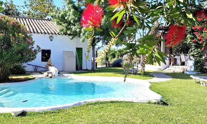 Puerto Serrano Cabaña | Cute shepherd's house from 1892, with swimming pool, 4p