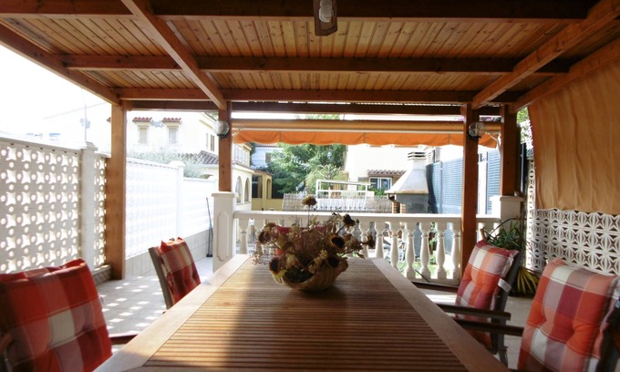 Benicassim Villa | LINDO ADOSADO A 300MTS. DE LA PLAYA DEL TORREON