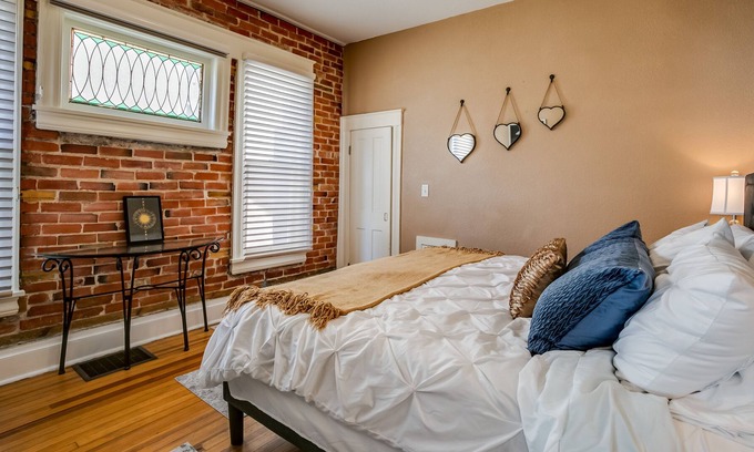 Central Boulder Condominio | Cute Victorian! Walk to Pearl/WiFi/King/Parking