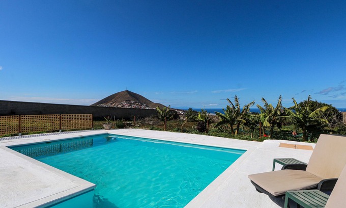 Santa Maria de Guía de Gran Canaria Casa | Bonita Villa con Vistas y Piscina