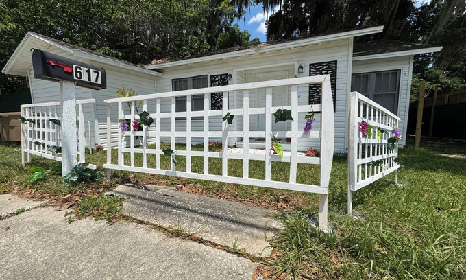 Ocala Casa | you tube cutest cottage in ocala